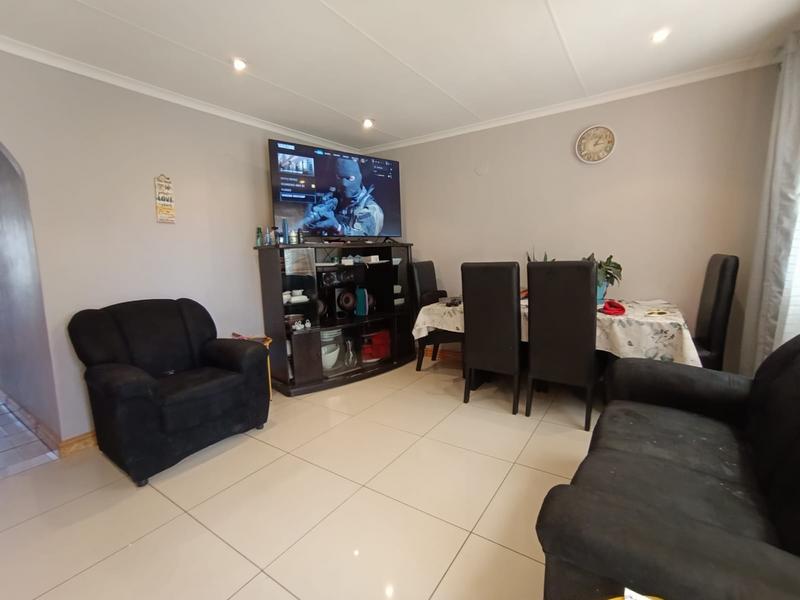 3 Bedroom Property for Sale in Strandfontein Western Cape